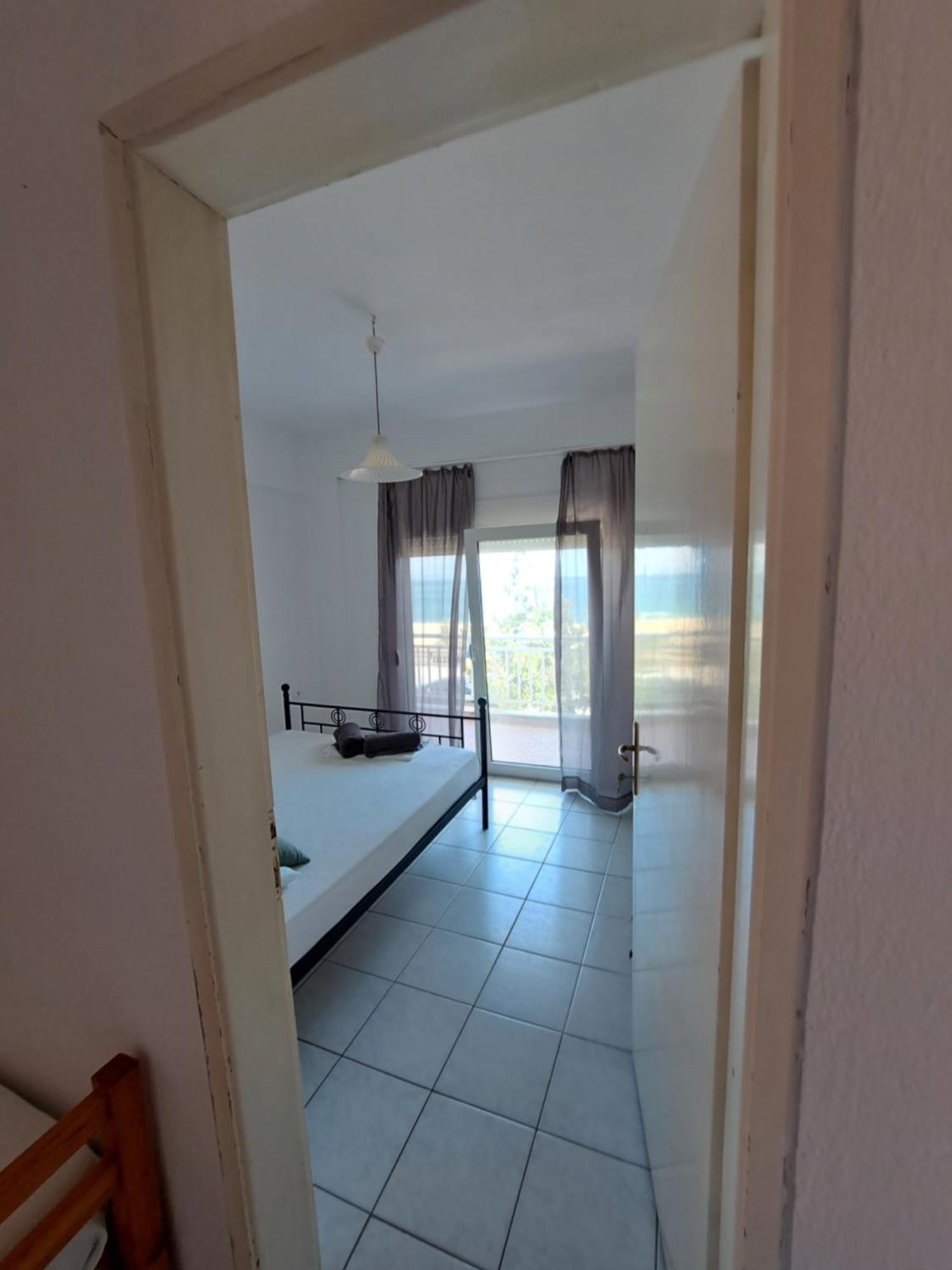 Blue Horizon Apartment Vrasná Exteriör bild